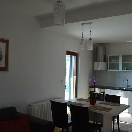 Sukošan Apartmani Mila מראה חיצוני תמונה